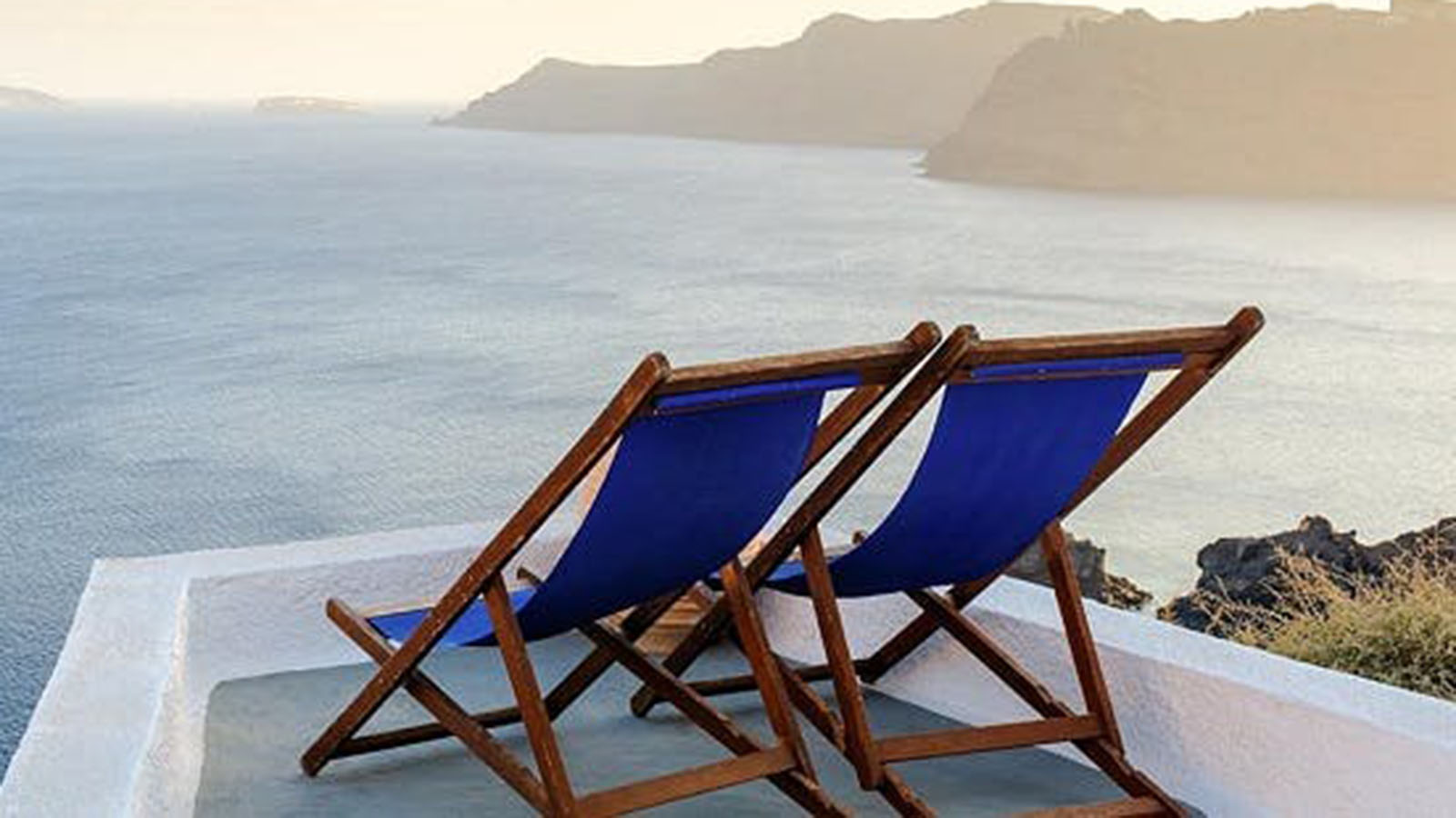 visa-lounge-1600x900 paisaje de mar y montañas