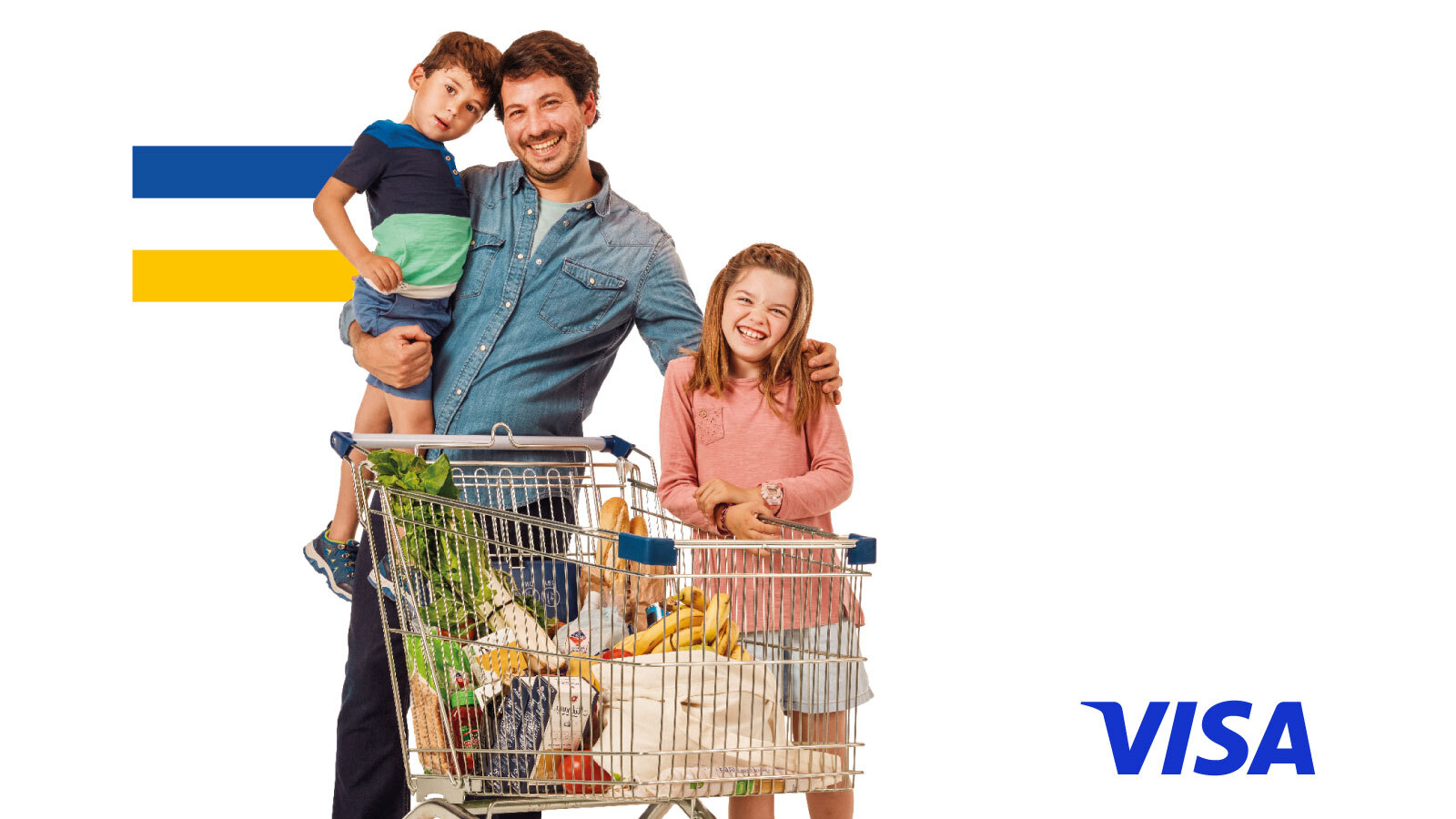 Padre con sus hijos de compras